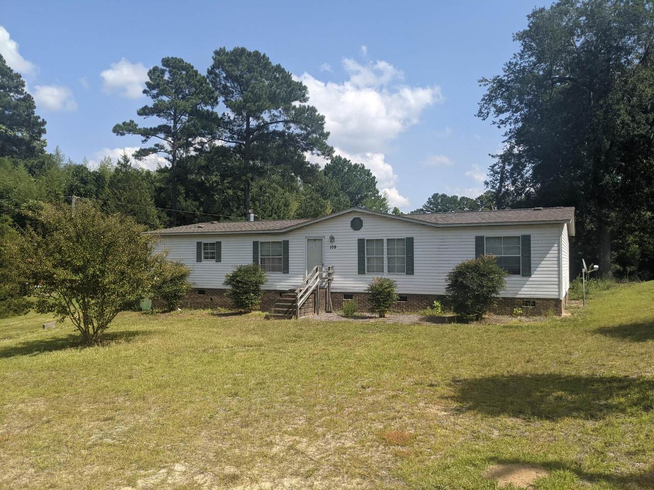 109 Cardinal Court - Photo 1