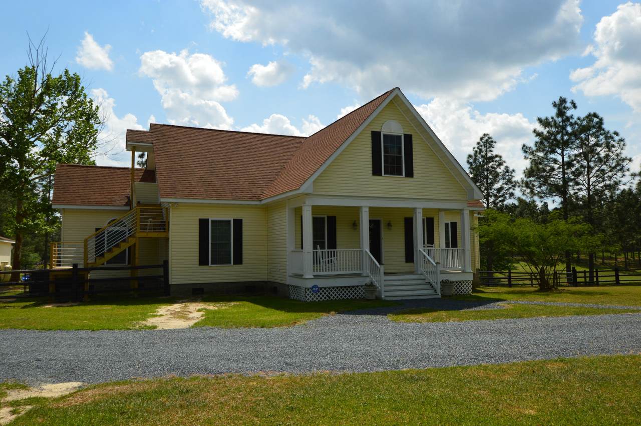 712 Youngs Road - Photo 1