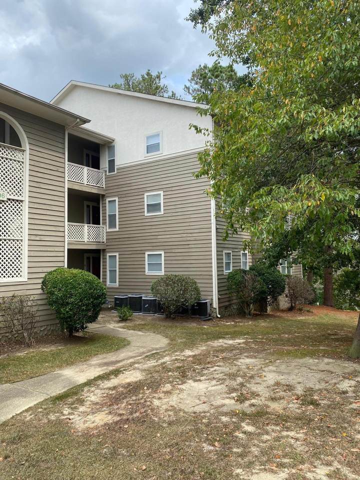 1006 Brook Hollow Drive - Photo 1