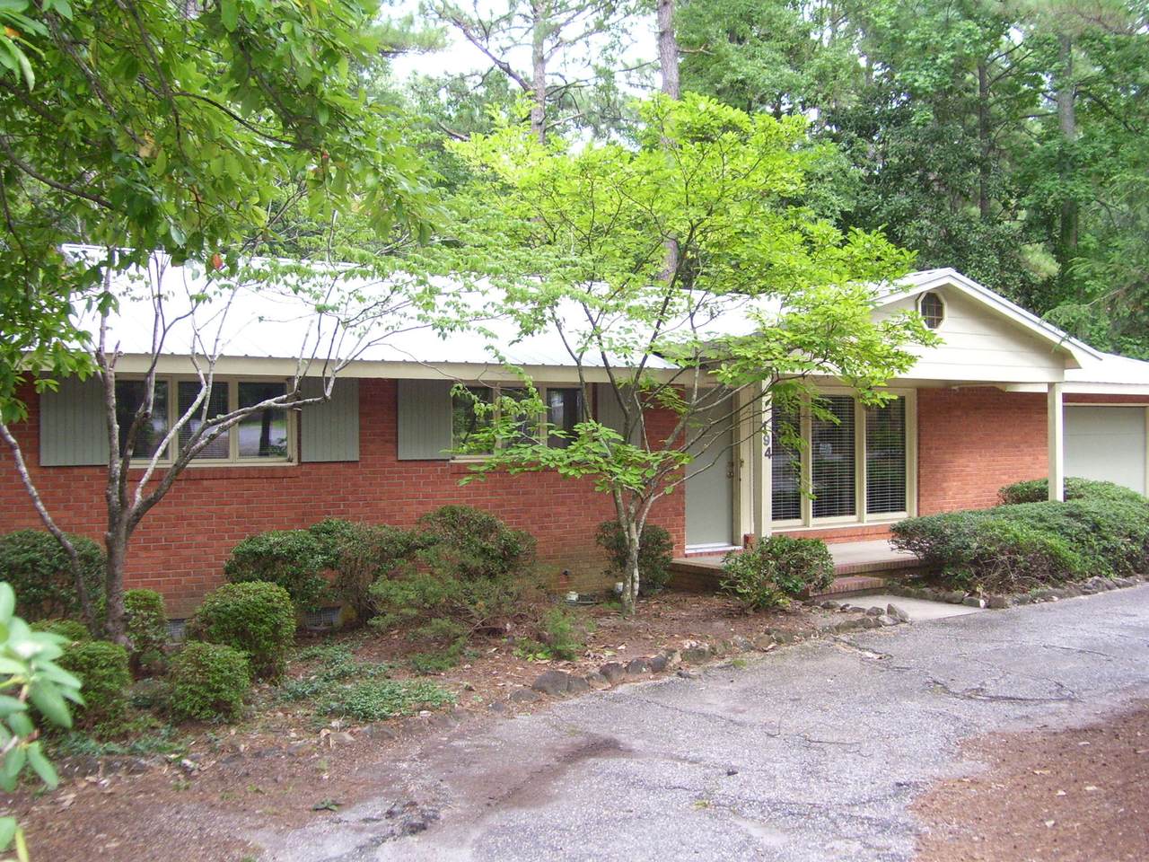 194 Boiling Springs Circle - Photo 1