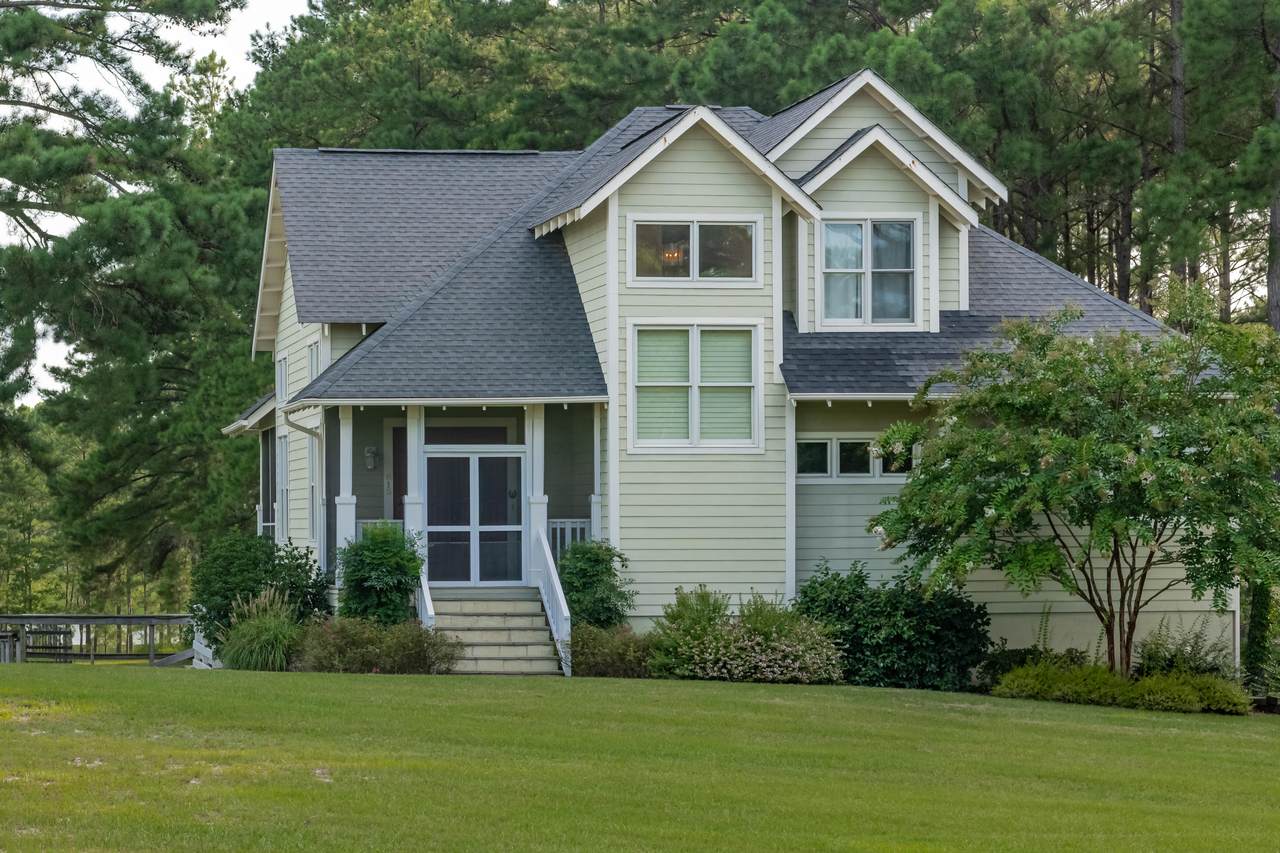 815 Trackside Drive - Photo 1