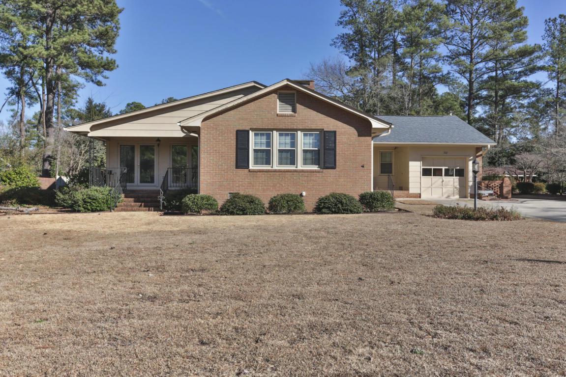 322 Curtis Drive - Photo 1