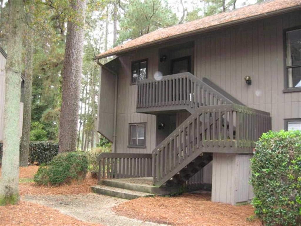 10 Pine Tree Road - Photo 1