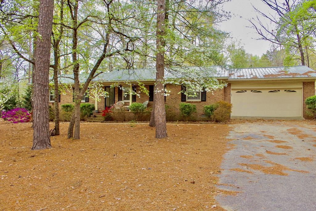 709 Garden Road - Photo 1