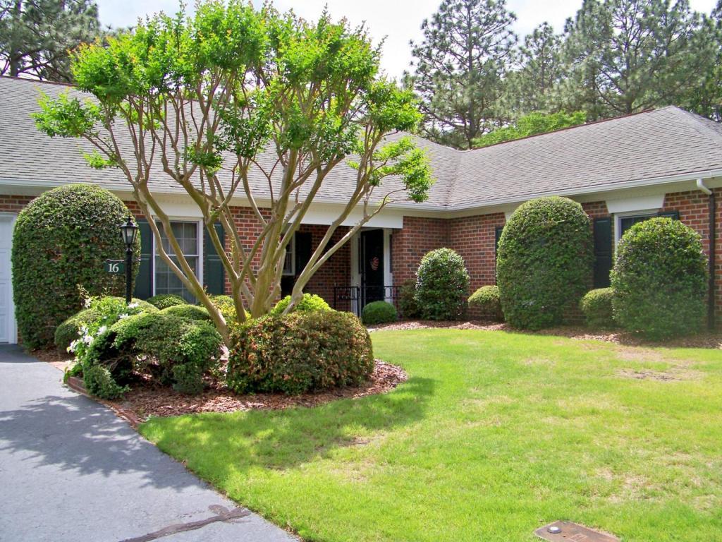16 Middleton Place - Photo 1