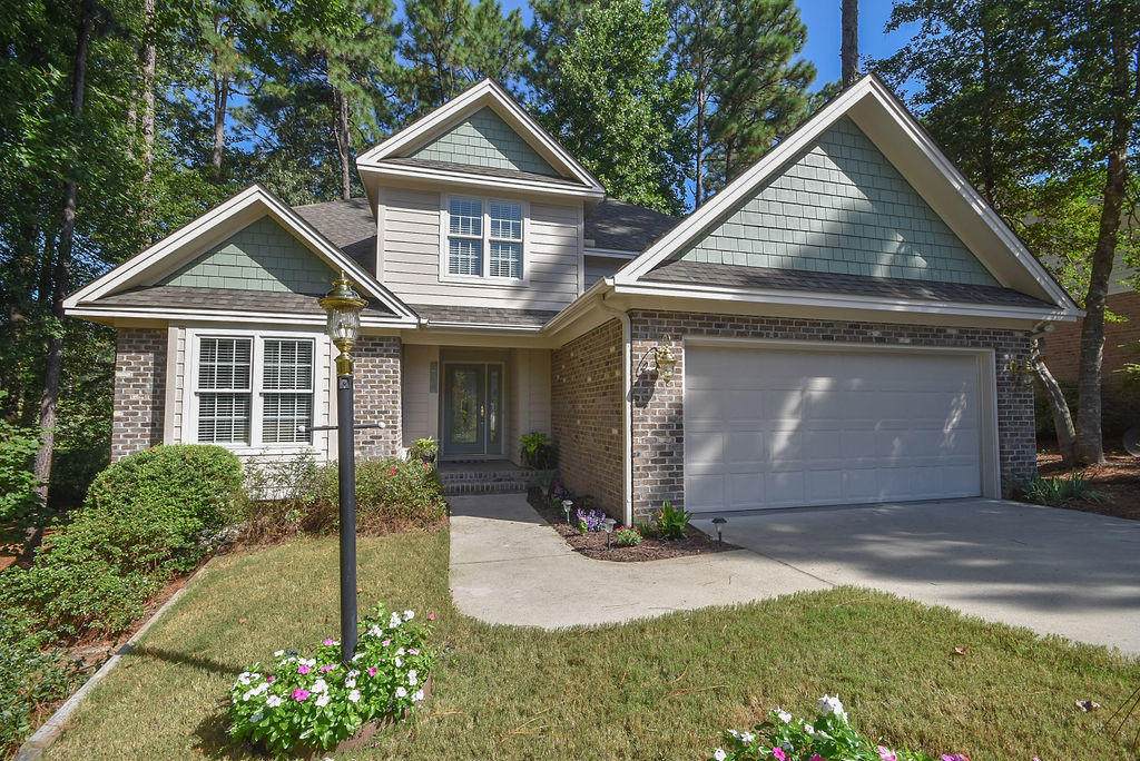 204 Hunter Trail - Photo 1