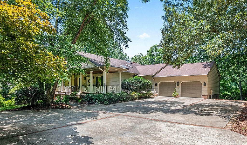 2403 Woodburn Circle - Photo 1