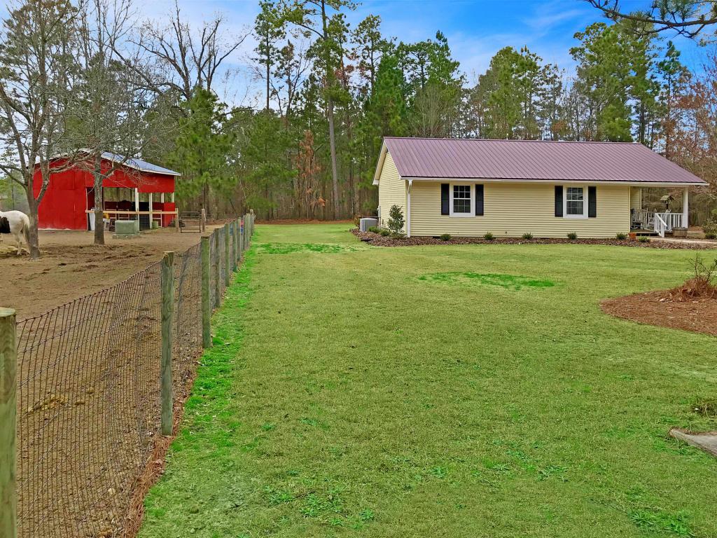 696 Ashemont Road - Photo 1