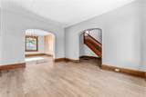 929 Winslow Ave - Photo 2