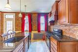 1718 Sarah St - Photo 10