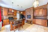 1718 Sarah St - Photo 9