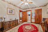 906 9th Ave - Photo 18