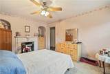 906 9th Ave - Photo 26