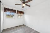 215 Summers Dr - Photo 15