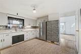 32 Spencer St - Photo 8