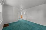 211 Roberts Street - Photo 8