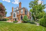 4929 Wallingford - Photo 1