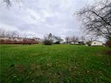 121 Franklin Ave - Photo 4