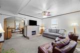 642 New Castle St - Photo 8