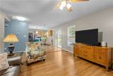 951 Castlegate Cir - Photo 19