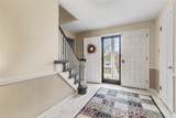 867 Lochlin Dr - Photo 3