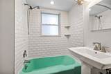 420 Fisher St - Photo 14