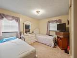135 Chestnut St - Photo 22