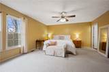 956 Normandy Dr - Photo 17