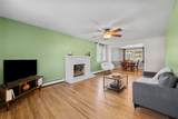 9460 Magellan Drive - Photo 3