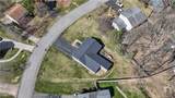 661 Huntington Dr - Photo 2
