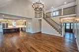 1033 Skyline Dr - Photo 14