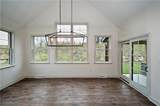 1033 Skyline Dr - Photo 9