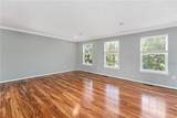 2000 Michael Dr - Photo 4