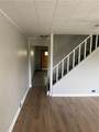 965 Leeds - Photo 2