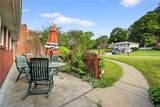 472 Amherst Avenue - Photo 34