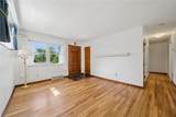820 Maplewood Dr - Photo 4