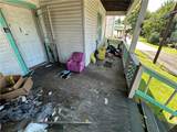 1117 2nd St - Photo 2