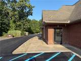 215 Grove City Road - Photo 15