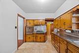 835 Charles St - Photo 15