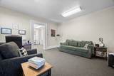 258 42nd St - Photo 10