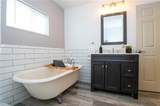 1031 Valonia St - Photo 22