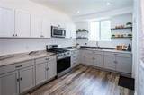 1031 Valonia St - Photo 7