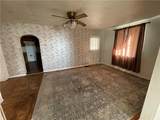 211 Walnut St - Photo 17