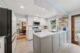 1535 Redfern Dr - Photo 21