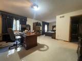 1445 Winterberry Ct - Photo 21