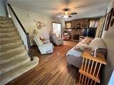 248 Ruth St - Photo 4
