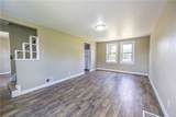 713 Lynda Ln - Photo 2