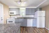 713 Lynda Ln - Photo 6