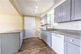 713 Lynda Ln - Photo 7