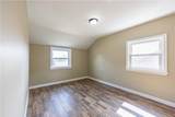 713 Lynda Ln - Photo 9